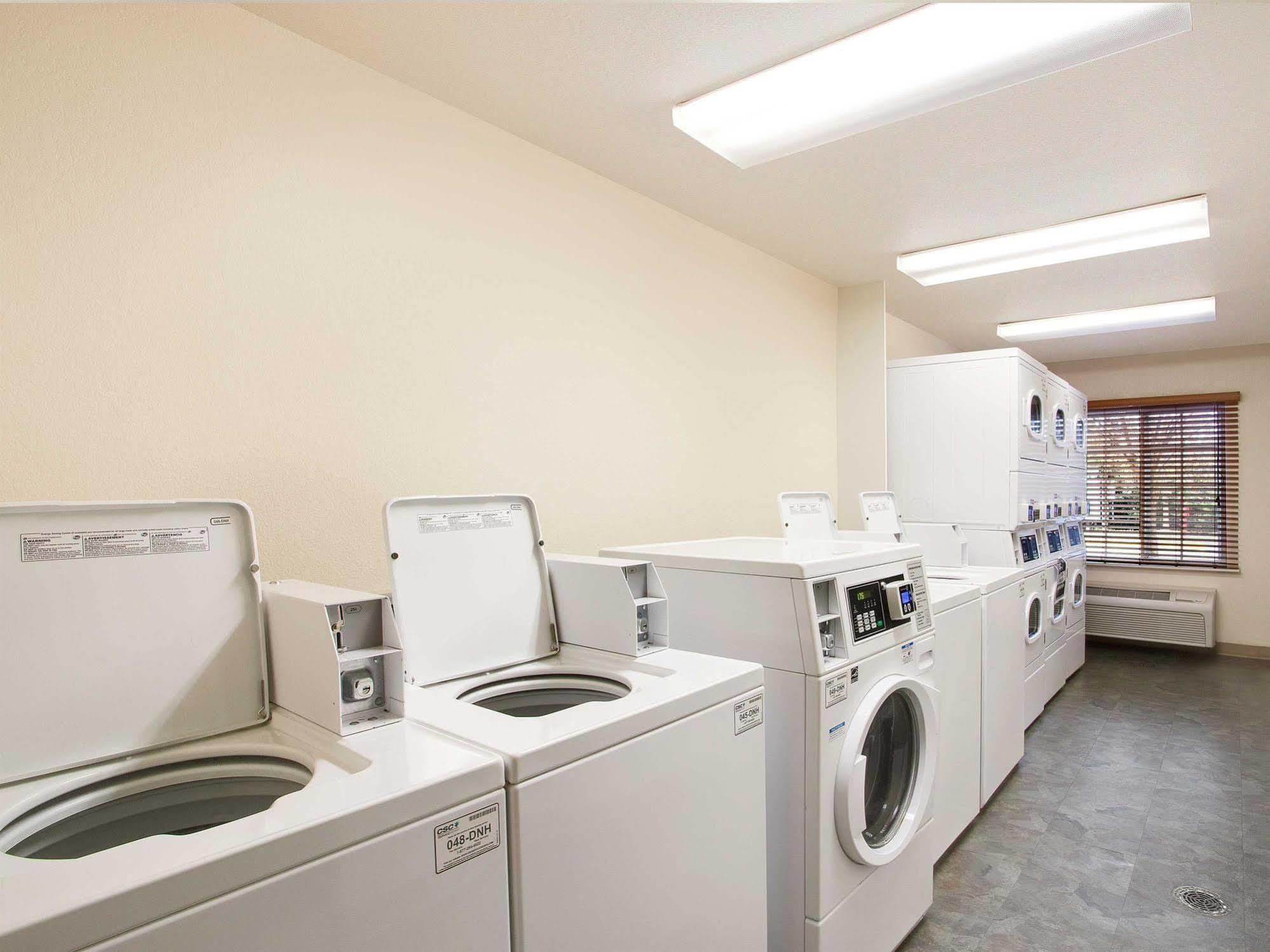 Woodspring Suites Chesapeake-Norfolk South Екстериор снимка
