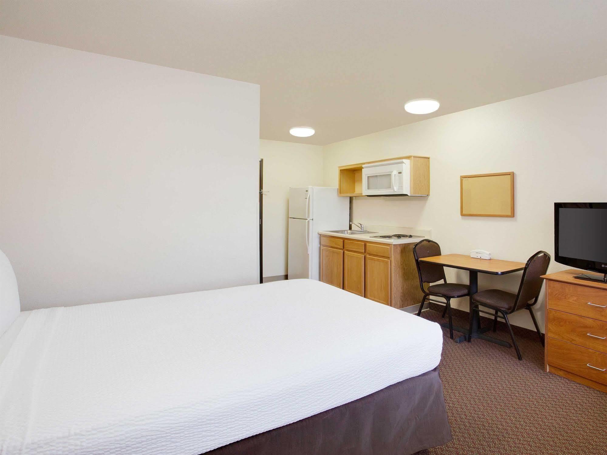 Woodspring Suites Chesapeake-Norfolk South Екстериор снимка