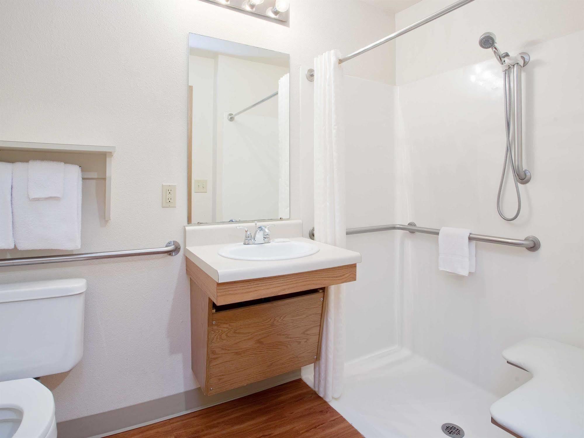 Woodspring Suites Chesapeake-Norfolk South Екстериор снимка